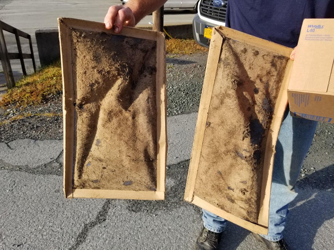 Dirty air filter reduces the efficiency of your furnace